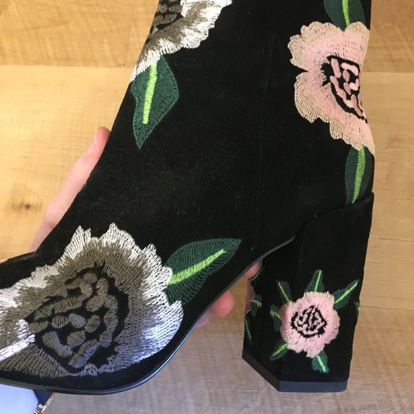 REBECCA MINKOFF Velvet Embroidered Boots (7.5) - Picture 3 of 4